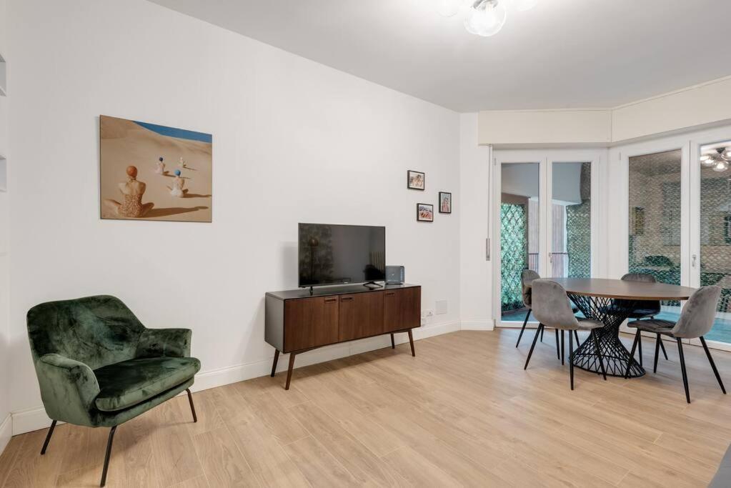 Easylife - Cozy & Comfy Apt In Design District Milán Exterior foto